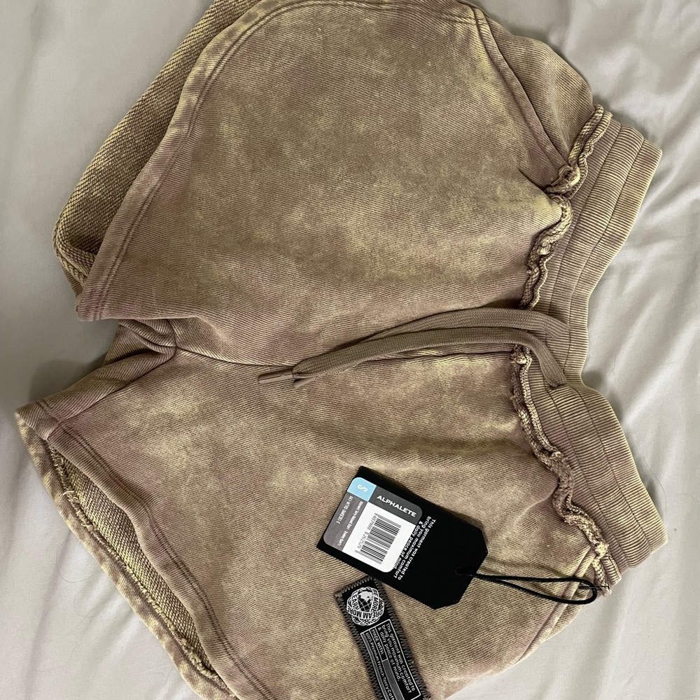 Alphalete Very Terry shorts NWT